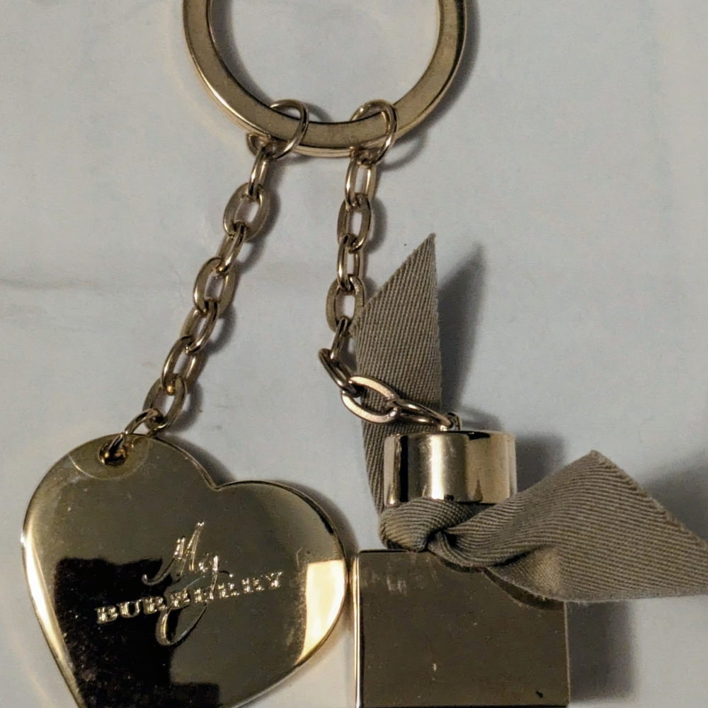 Authentic Burberry Gold Heart & Perfume Bottle Bag Charm-NIB with Stickers